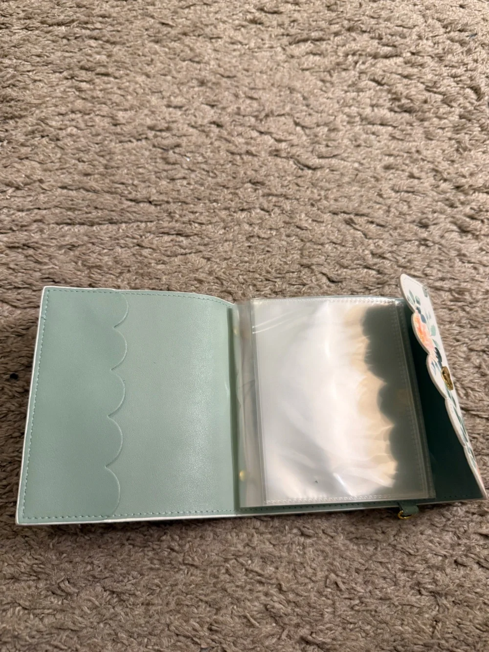 Simply Gilded White Peach Floral Scalloped Vegan Leather Mini Sticker Album